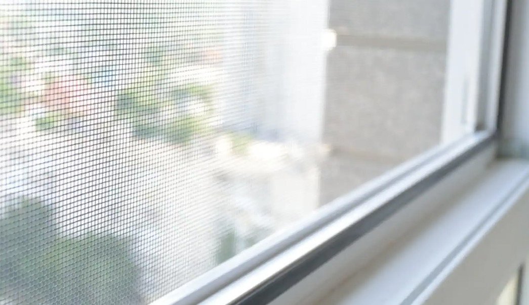 Jak zmierzyć okno do moskitiery? Pomiar moskitiery okiennej